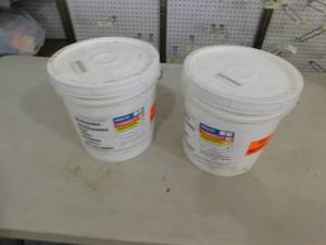 lot 172 image: EXP-90 Decking Adhesive
