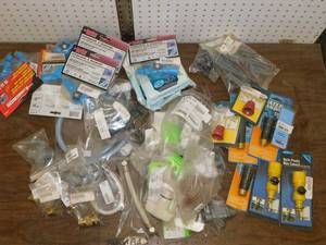 lot 199 image: Misc RV Products