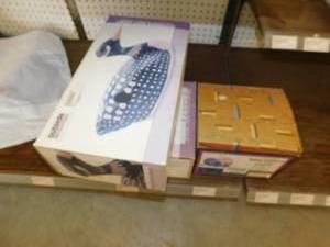 lot 213 image: Misc Outdoor Items