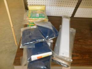 lot 216 image: Misc RV Supplies