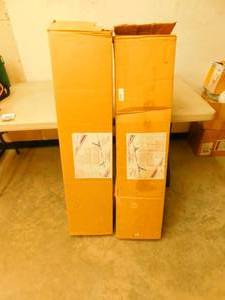 lot 261 image: RV Supplies