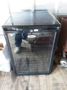lot 20 image: Ewave Wine Chiller 24Wx22Dx33T Clean