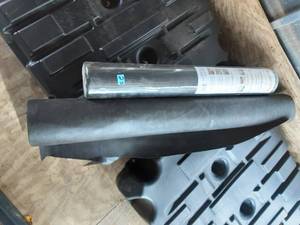 lot 23 image: 2-Rolls Of Weed Control Ground Cover 3x100 & 4x100