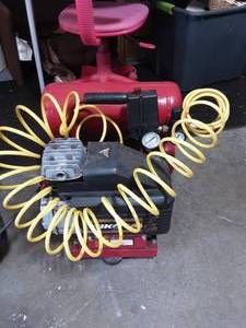 lot 46 image: Portable Air Compressor 2 Hp.- 4 Gallon Tank