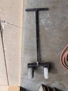 lot 58 image: Manual Tow Dolly With 2 Hitch Ball