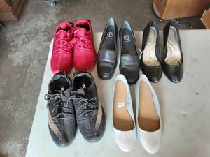 lot 64 image: Ladies Shoes Sizes 7-12-To 10