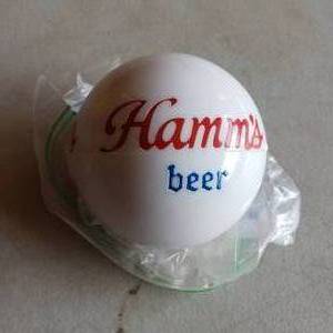 lot 72 image: Hamms Beer Ball (part for a sign)