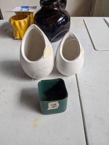 lot 13 image: Variety of Ceramic Containers