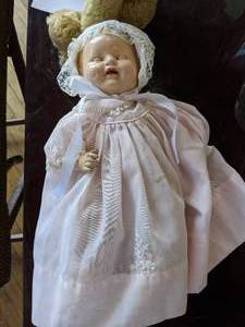 lot 447 image: Antique Doll