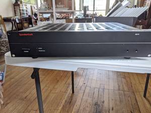 lot 382 image: Speakercraft BB275 2 Channel Amplifier