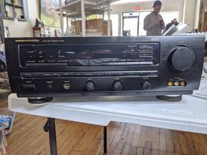lot 378 image: Marantz SR-580 AV Receiver