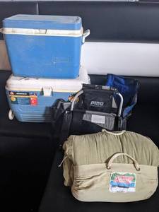lot 412 image: Lot of Camping Equipment