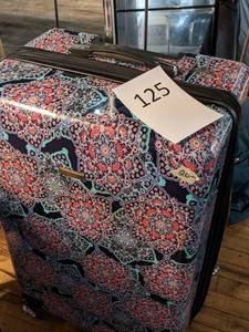lot 125 image: Hard Shell Rolling Suitcase