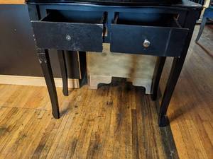 lot 143 image: Small Painted Wood Desk