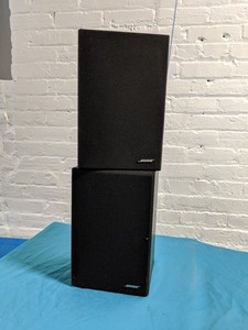 lot 319 image: Bose Speakers