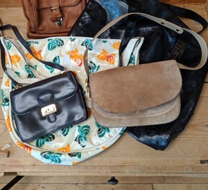 lot 337 image: Vintage Purses