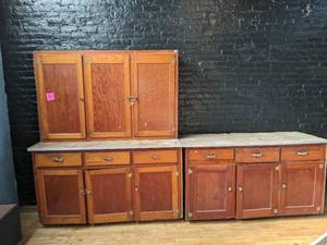 lot 501 image: Set of 3 Enclosed Wood Cabinets
