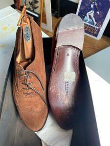 lot 54 image: Mens Avventura Suede Dress Shoes - size 12