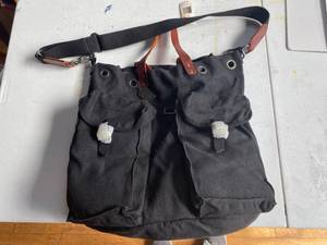 lot 74 image: Ugg Shoulder Bag - new with tags