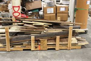 Reclaimed Wood Very Large Lot Different Sizes And Shapes