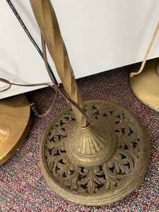Vintage Floor Lamp with decorate base & arm