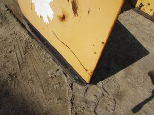 lot 5 image: 5 Nortec Skid Loader Snow Pusher