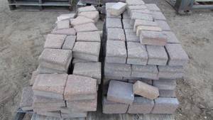 lot 14 image: Misc Lot of Landscaping Blocks