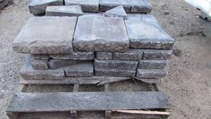 lot 17 image: Misc Lot of Landscaping Blocks