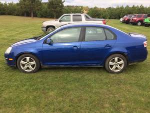 lot 4 image: 2008 Volkswagen Jetta 2.5