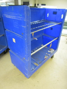 lot 601 image: POLY-TRUX UTILITY CART