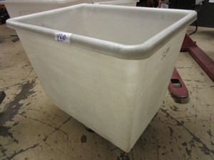 lot 619 image: UTILITY CART