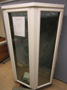 lot 701 image: LINDSAY BAY WINDOW, 46 x 64