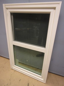 lot 715 image: LINDSAY DOUBLE-HUNG WINDOW - NEW, 28 x 45