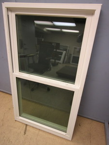lot 739 image: LINDSAY DOUBLE-HUNG CASEMENT WINDOW - NEW, 31 x 56