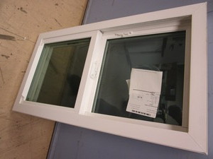 lot 742 image: LINDSAY SINGLE-SLIDER WINDOW - NEW, 31 x 17