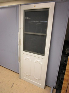 lot 817 image: PRO-VIA STORM DOOR