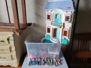 Fisher Price Doll House & Accessories
