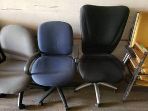7 Office Chairs