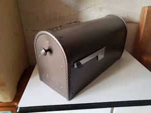 Bronze Large Capacity Mailbox