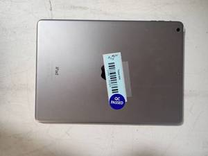lot 45 image: iPad Air 1st Gen A1474  16GB storage