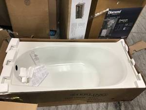 lot 3 image: STERLING RIGHT DRAIN 15 WHITE BATHTUB SEE PICS