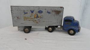 Vintage Toy Tractor & Trailer