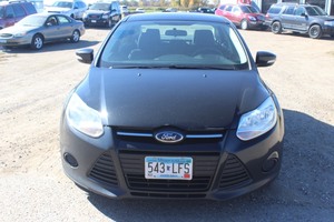 lot 6238 image: 2014 Ford Focus SE - 2 Owners