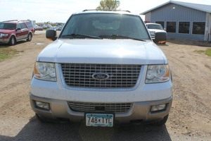 lot 6241 image: 2003 Ford Expedition Eddie Bauer 4x4