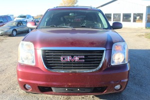 lot 6252 image: 2008 GMC Yukon XL 1500 4x4