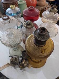 lot 155 image: Lot of Kerosene Lamp Bases and Burners