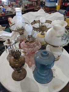 lot 158 image: Vintage Table Lamp Bases