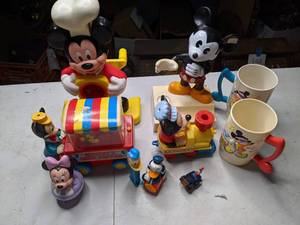 lot 217 image: Assorted Mickey and Friends Vintage Toys