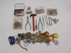 lot 379 image: Assorted Jewelry Repair Tools and Parts