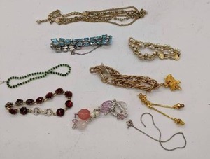lot 383 image: Mostly Bracelets Lot
